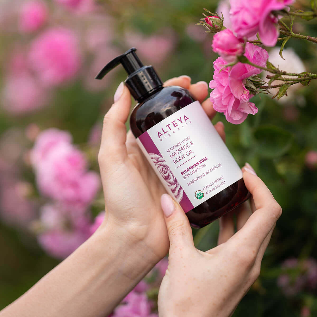 bulgarian-rose-in-roses-alteya-organics